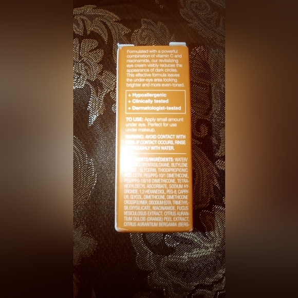 New ANEW Vitamin C Eye Cream - Picture 3 of 3